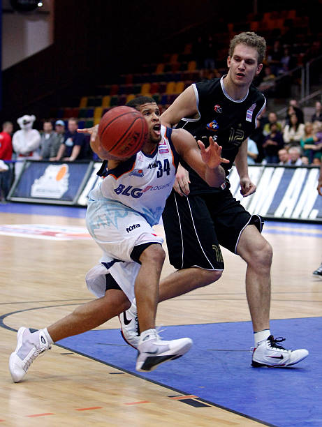 他强调自己 他强调自己